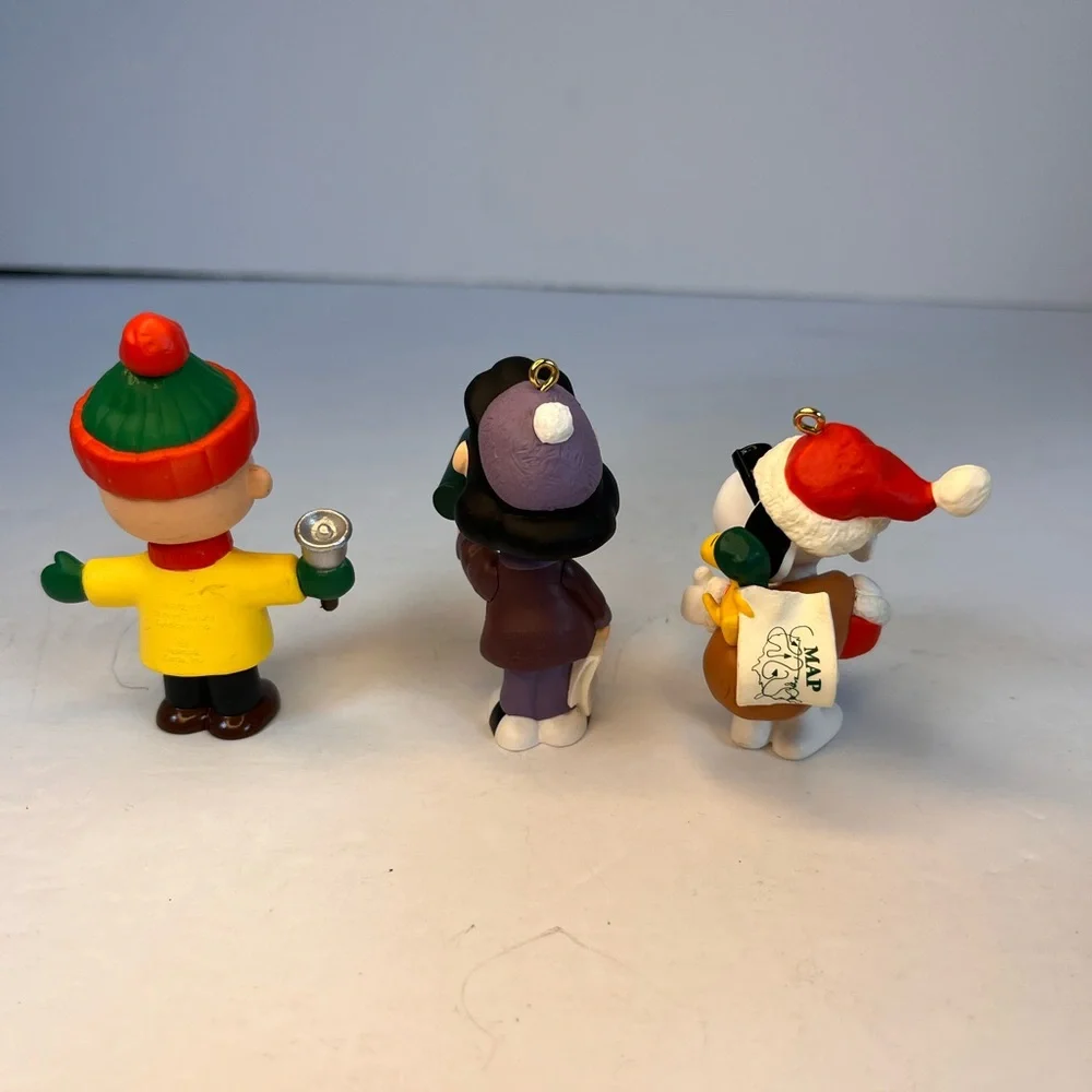 Hallmark Keepsake Peanuts Snoopy Joe Cool 1998 Charlie Lucy Christmas Ornaments.